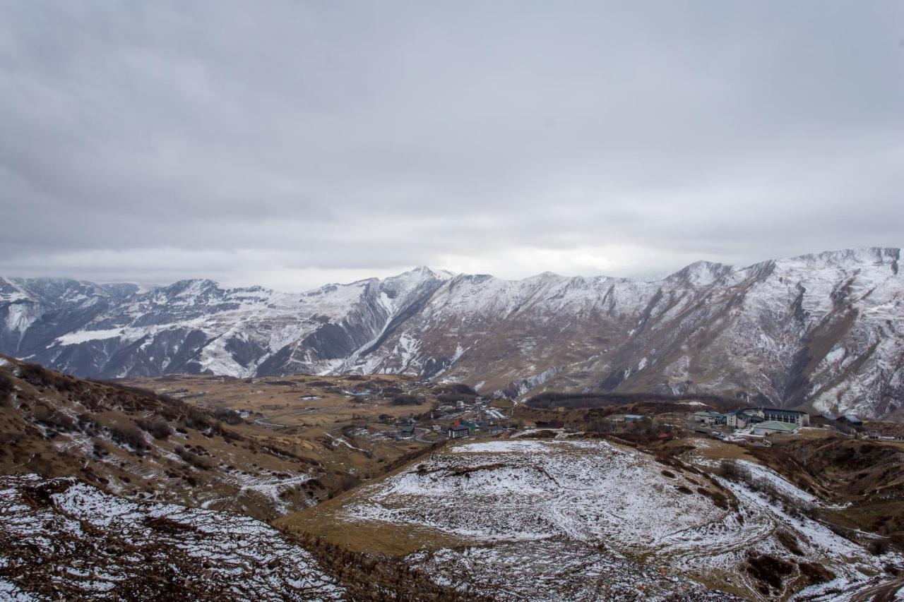 Valley And Mountain View, Twins, With Hot Water 古多里 外观 照片